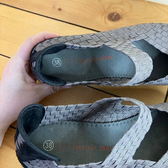 Bernie Mev Lulia Grey Woven Platform Mary Jane Shoes Wedge Heel EU 38 US 7 - Picture 5 of 7